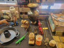 Load image into Gallery viewer, Store Pictures Updated March 14/26