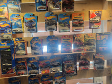 Load image into Gallery viewer, Store Pictures Updated March 14/26