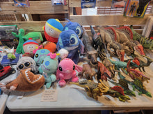 Load image into Gallery viewer, Store Pics Updated Oct/25
