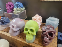 Load image into Gallery viewer, Assorted Skulls
